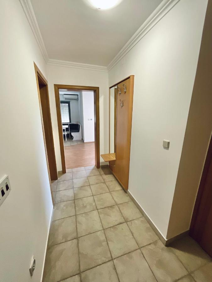 Apartment Camellia Liyubuşka Dış mekan fotoğraf